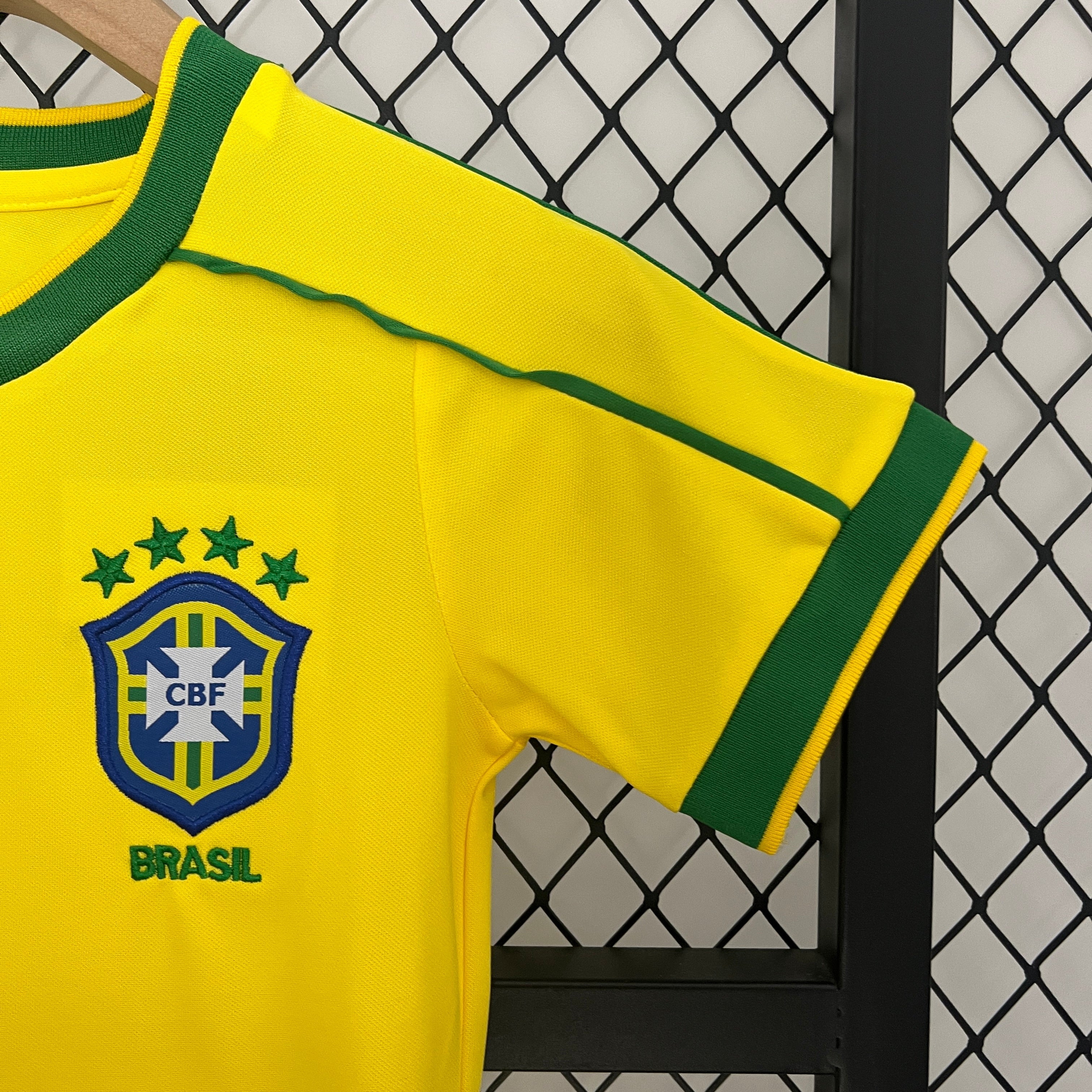 Kit Infantil Seleção Titular 1998 - Versão retro